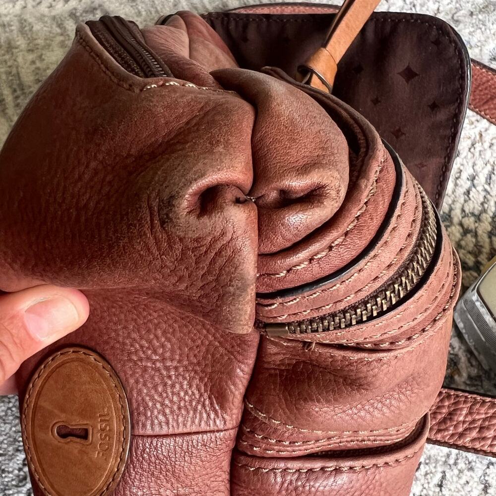 Fossil Morgan Traveler Crossbody Brown Distressed Leather Saddle Bag - Picture 15 of 16